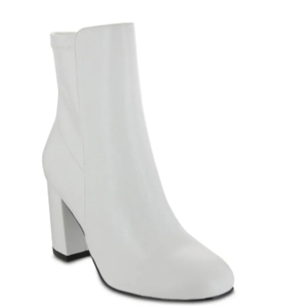 MIA Kymi Block Heel Bootie - Picture 2 of 10